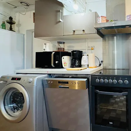 Roquepoix, Escale Au Pour Sillonner Le Gers *